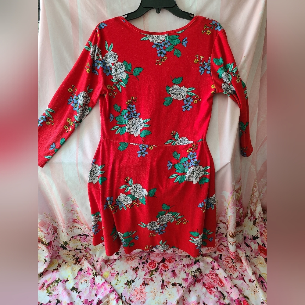 Red floral dress in size L unbranded - Picture 4 of 10
